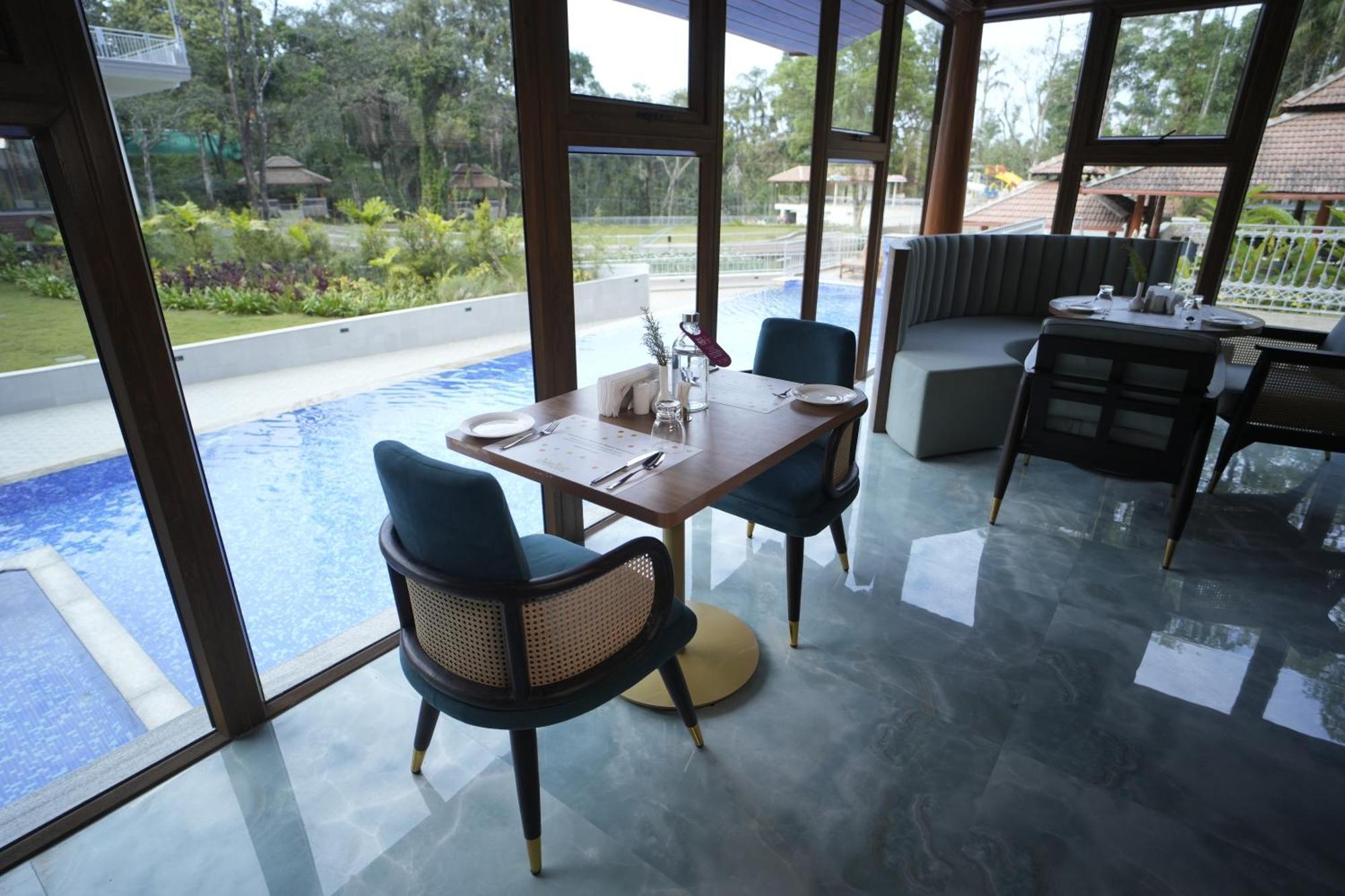 Regenta Resort Sakleshpur Zewnętrze zdjęcie