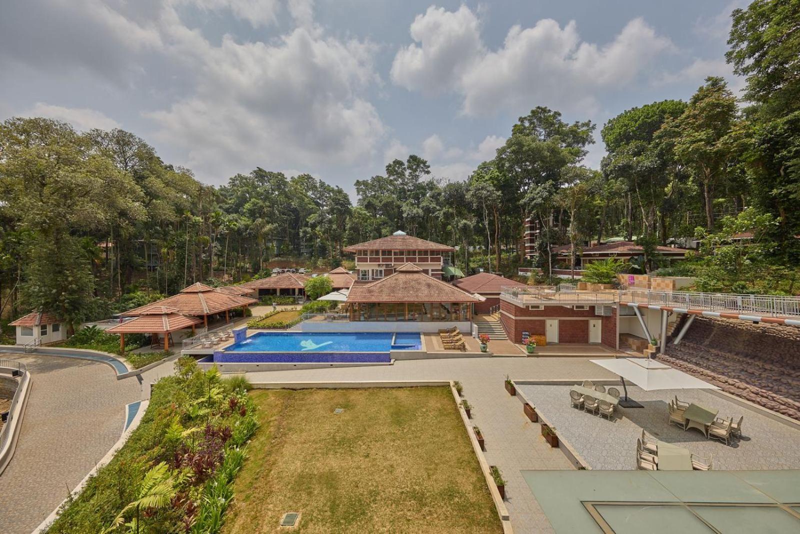 Regenta Resort Sakleshpur Zewnętrze zdjęcie